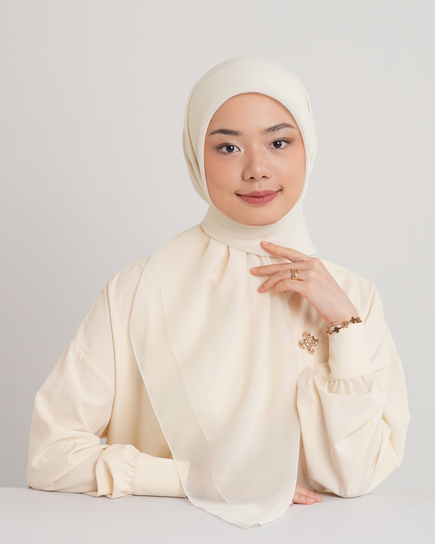 New HL Paris with Diamond Logo