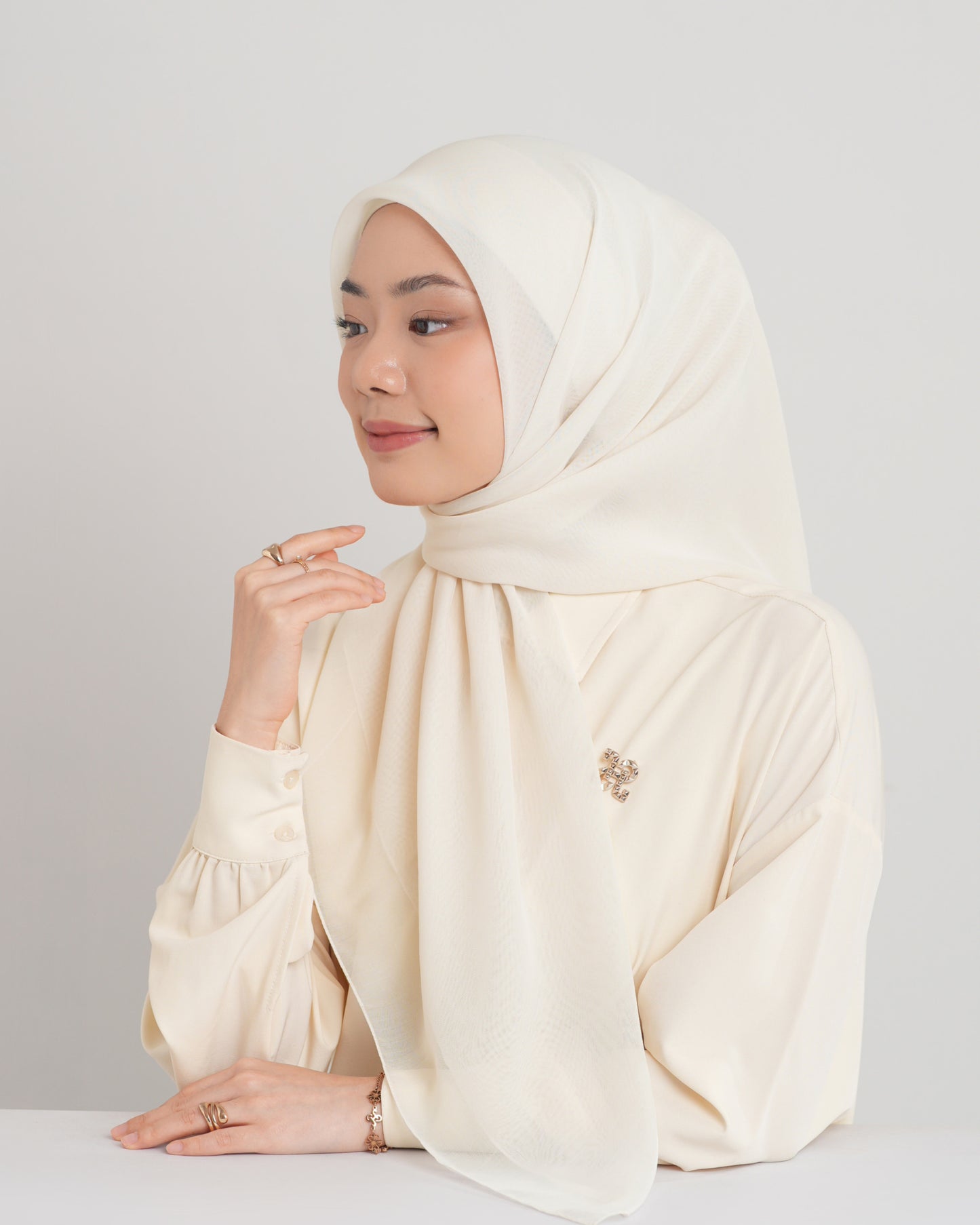 New HL Paris with Diamond Logo