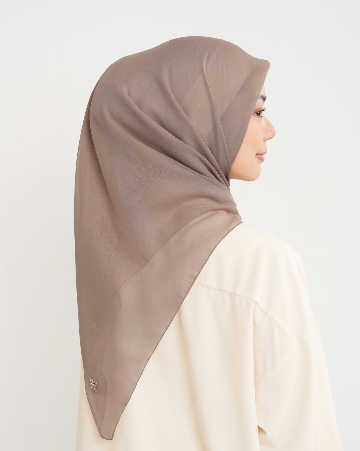 New HL Paris with Diamond Logo