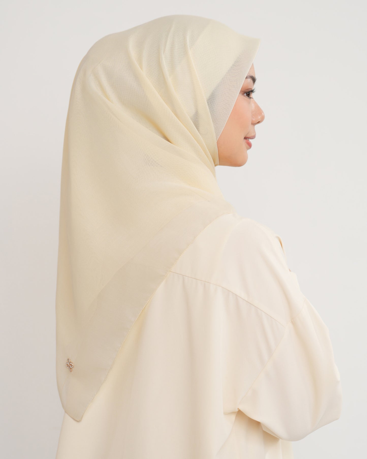 New HL Paris with Diamond Logo