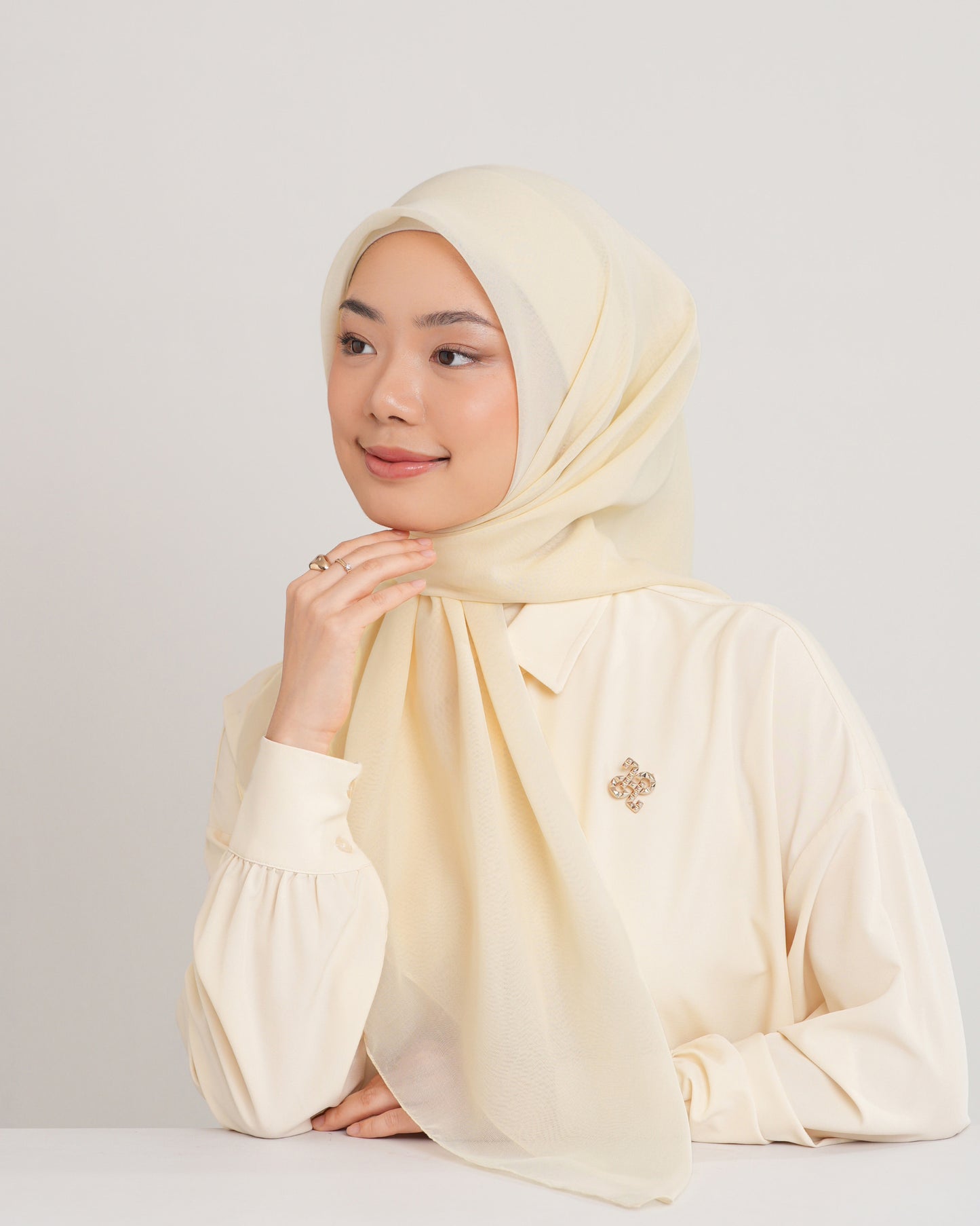 New HL Paris with Diamond Logo