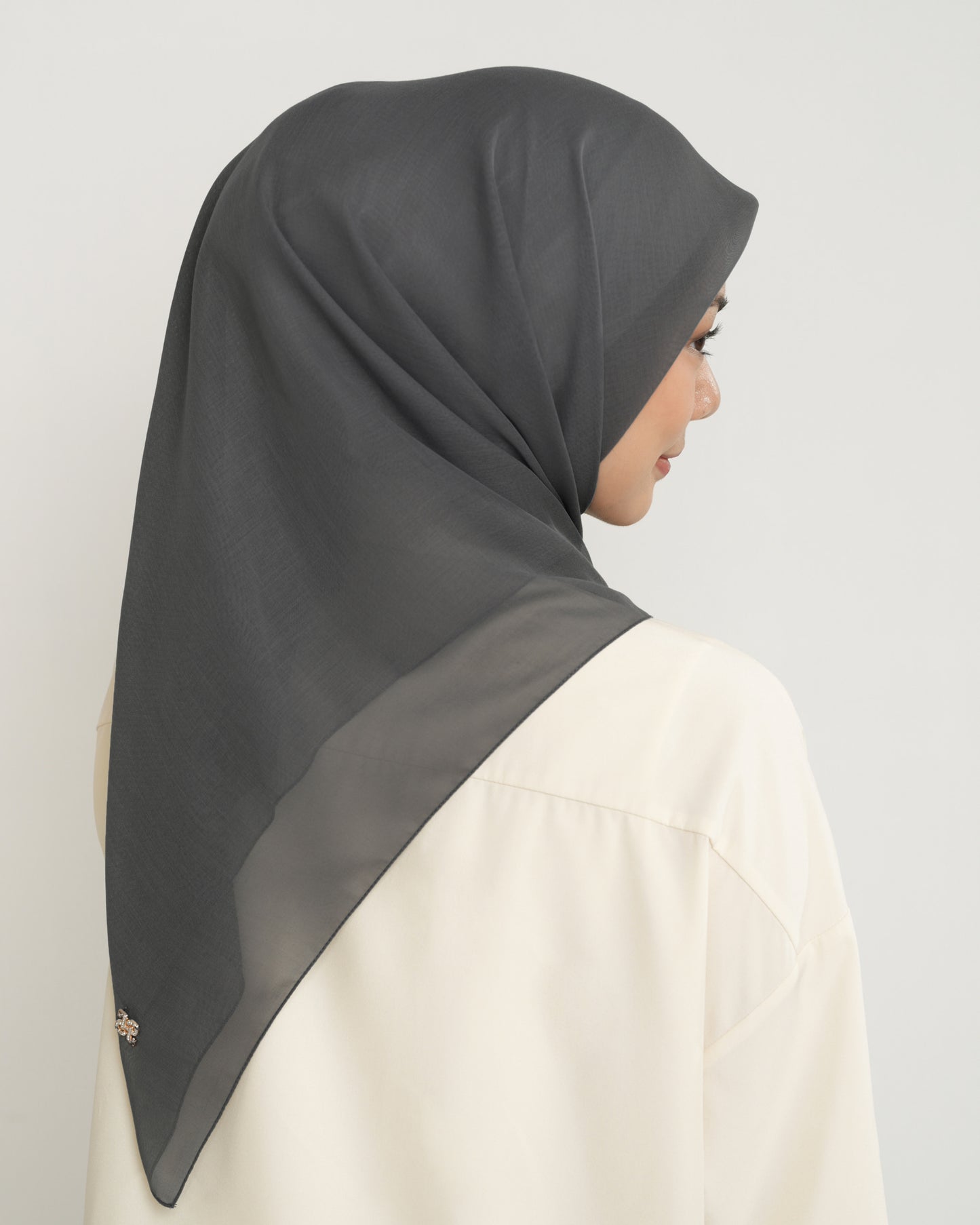 New HL Paris with Diamond Logo