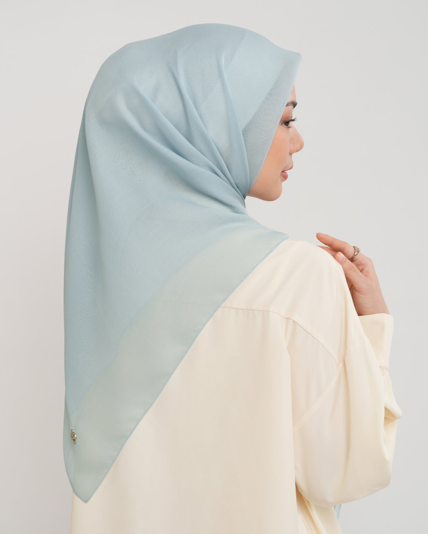 New HL Paris with Diamond Logo