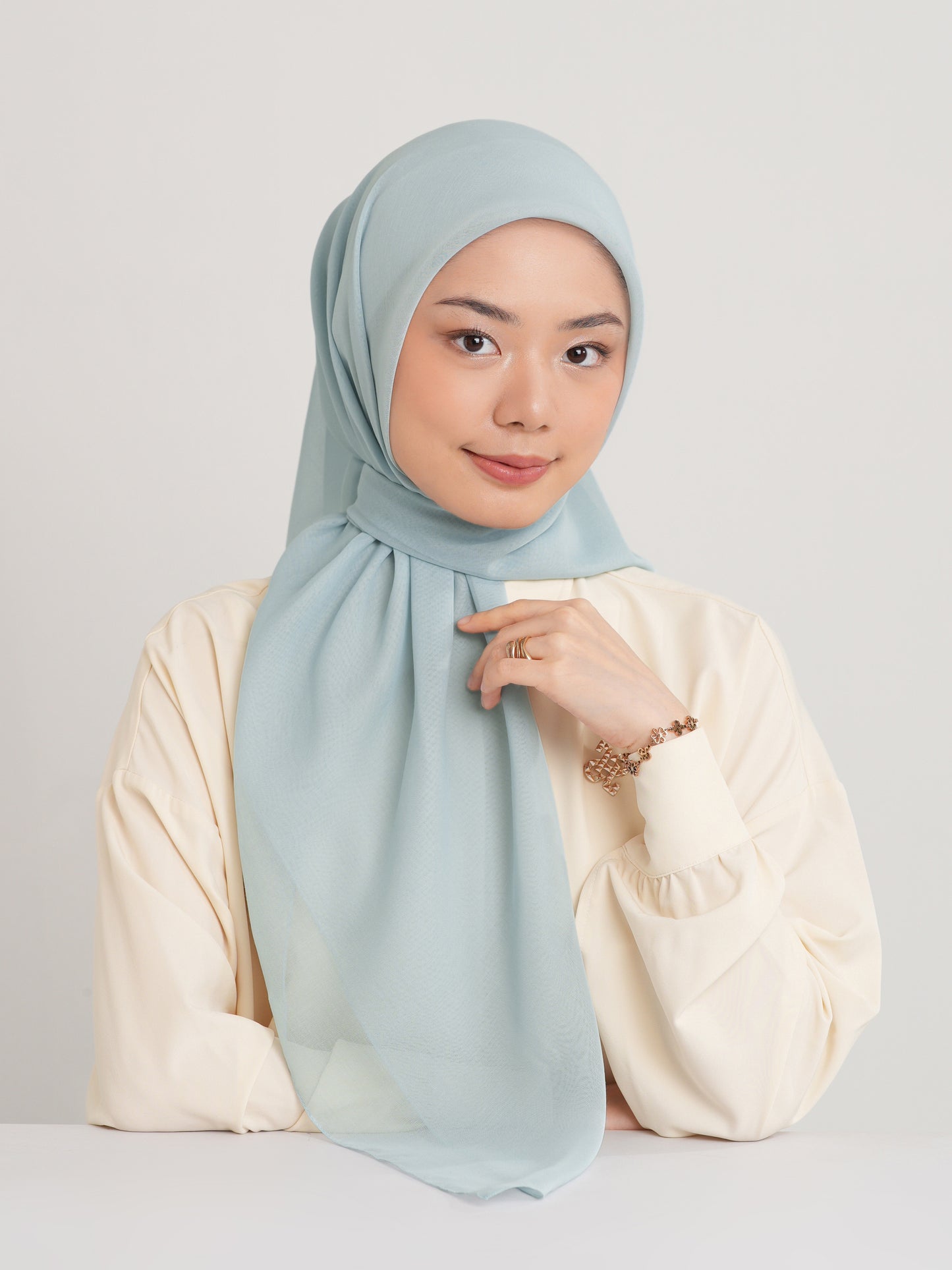 New HL Paris with Diamond Logo