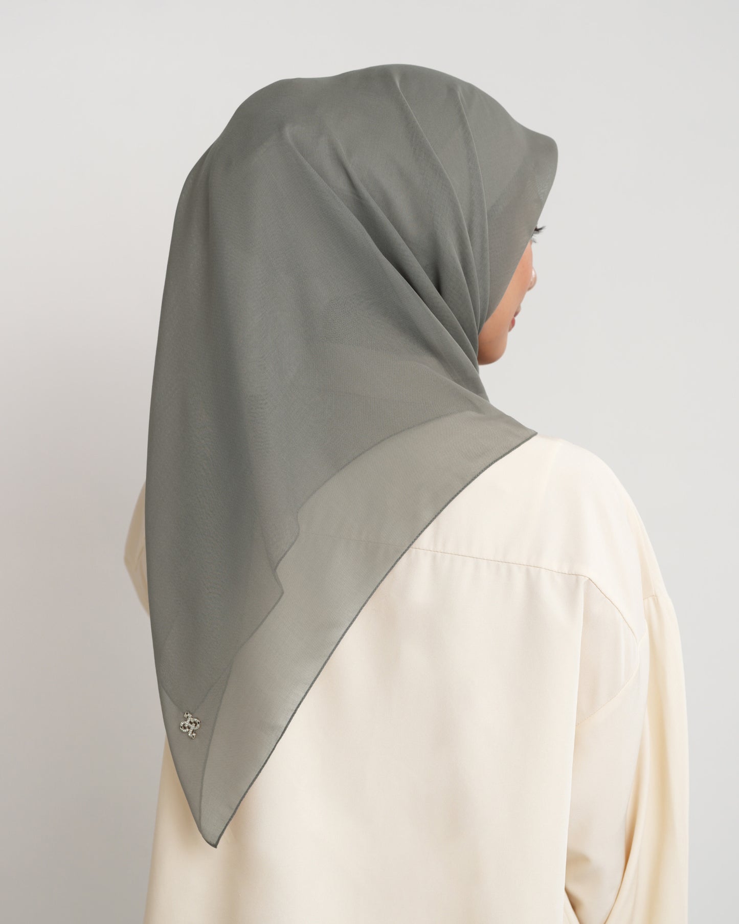 New HL Paris with Diamond Logo