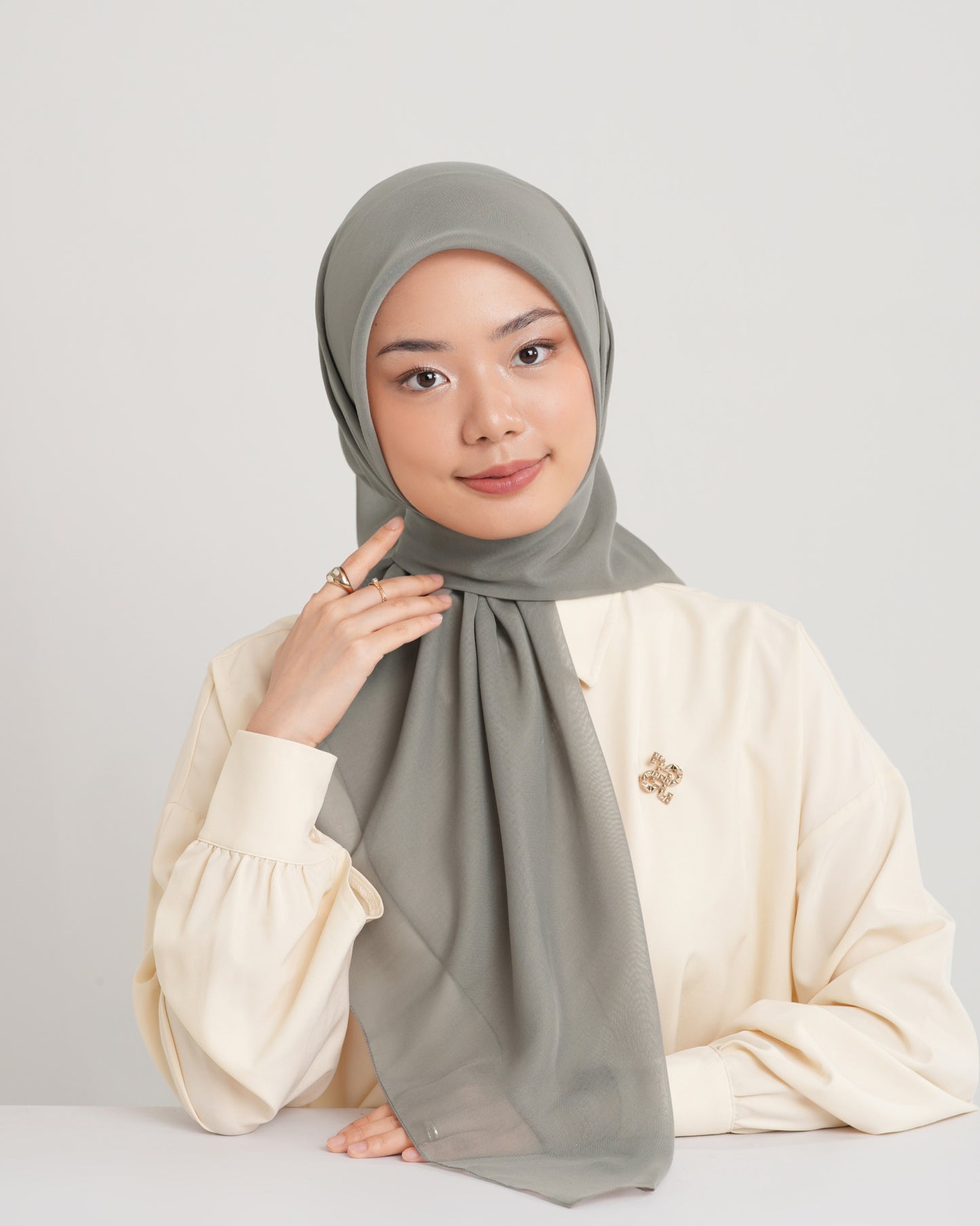 New HL Paris with Diamond Logo