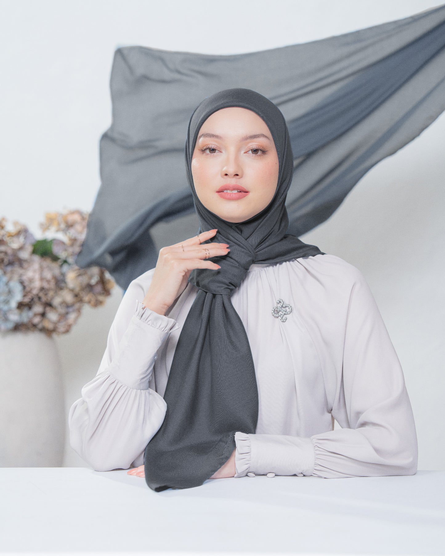 Heaven Lights - Voal Plain - Plain Square Voal Hijab