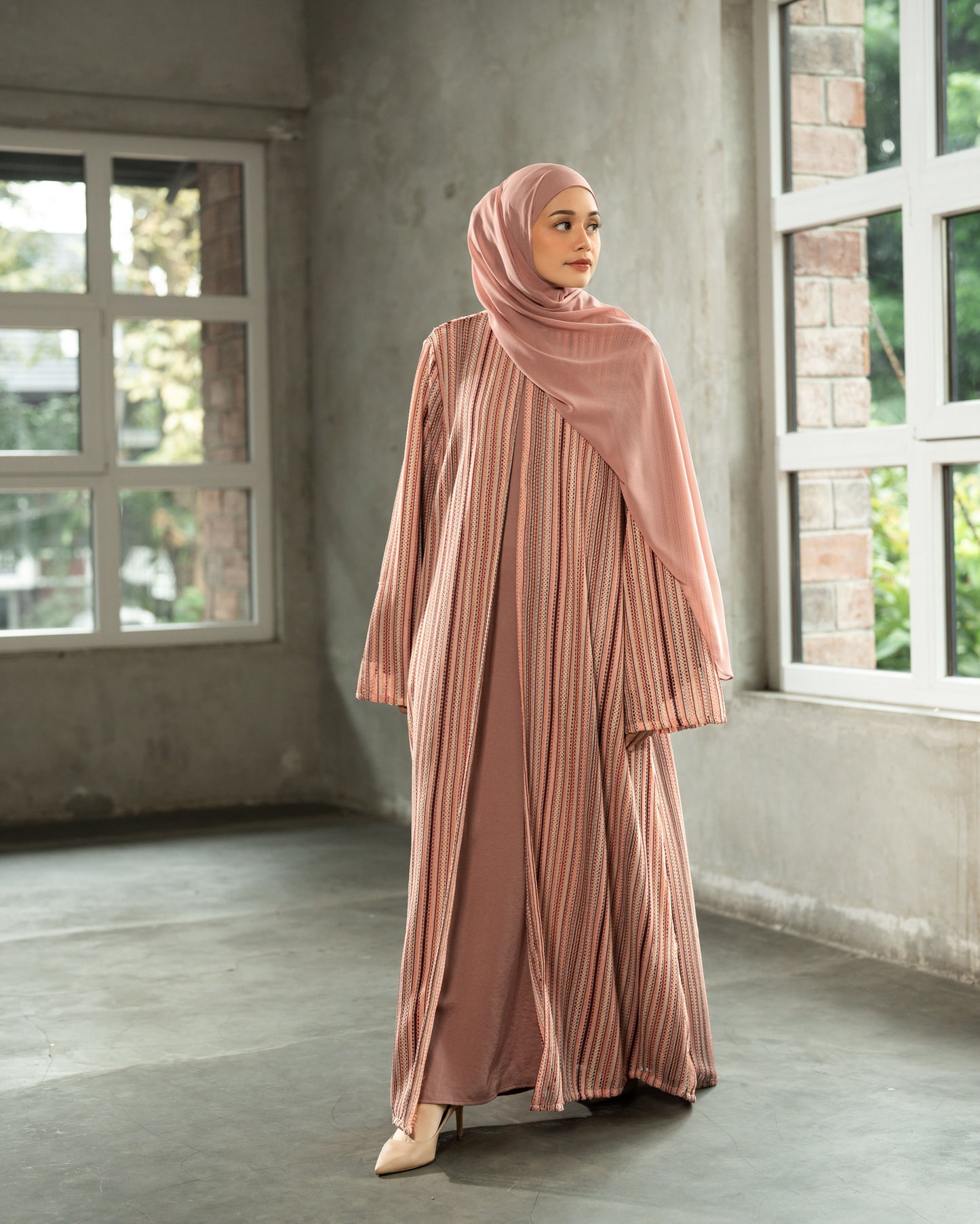 Mazeera Abaya