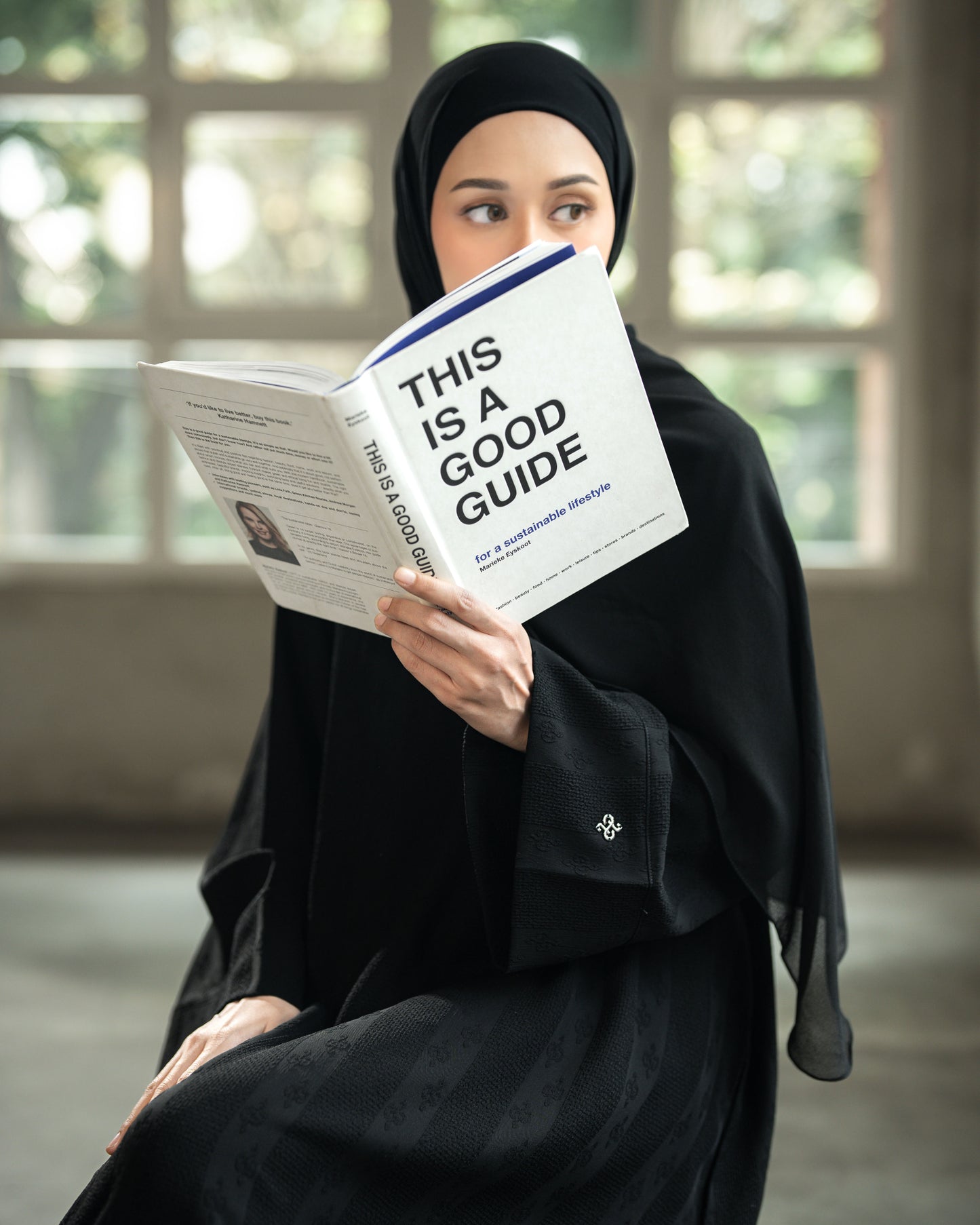 Naeema Abaya