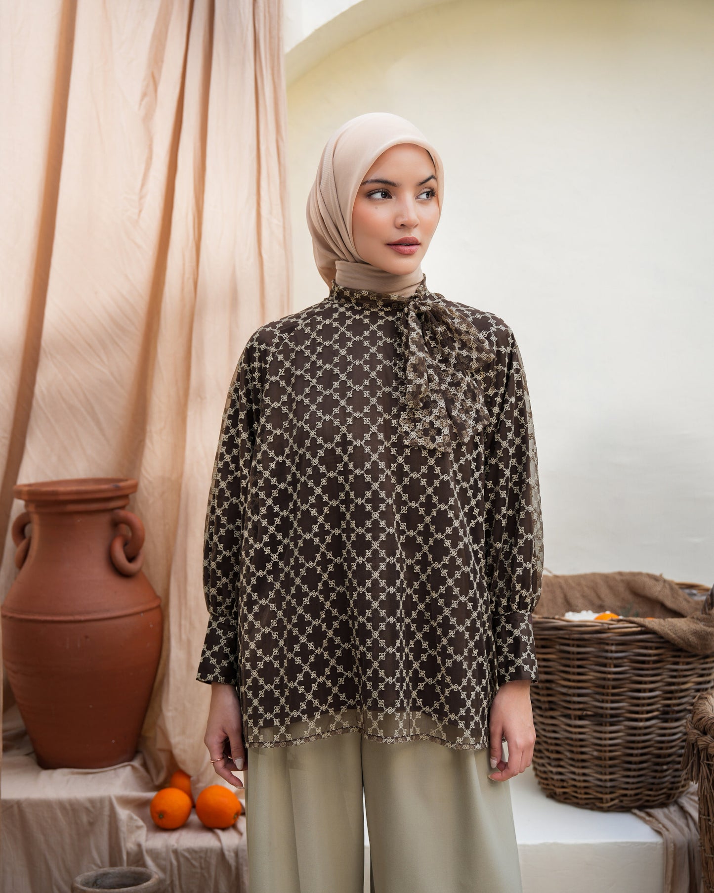 Veyra Blouse