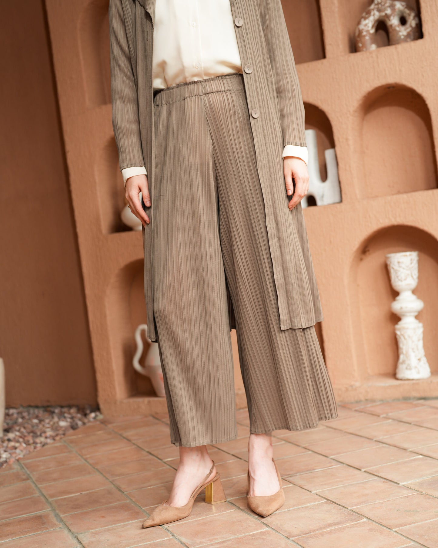 Ayumi Pleated Pants