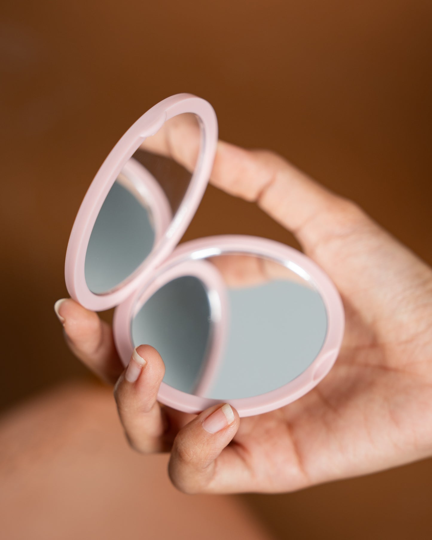 HL MERCHANDISE CERMIN [NOT FOR SALE]