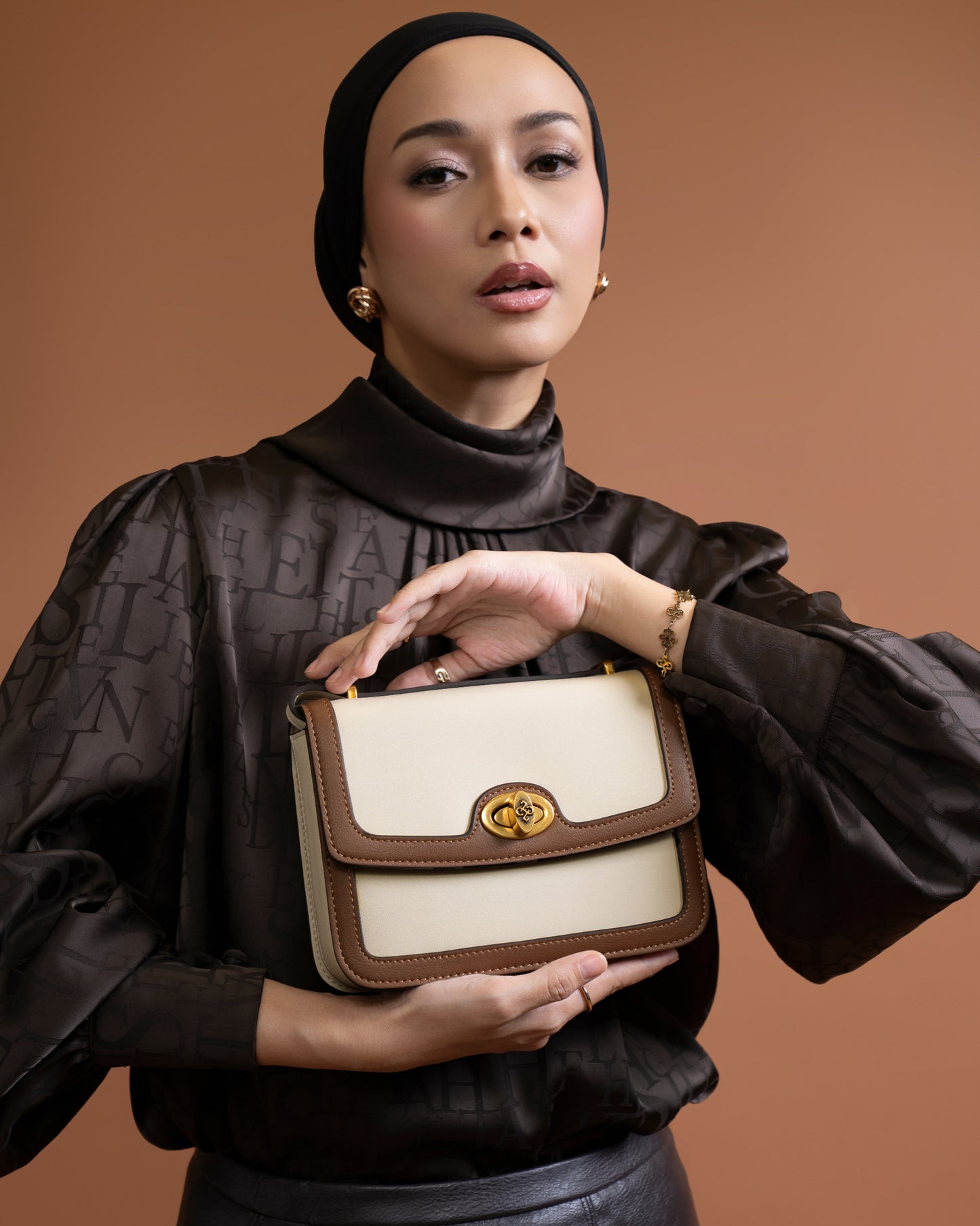Elnora Bag