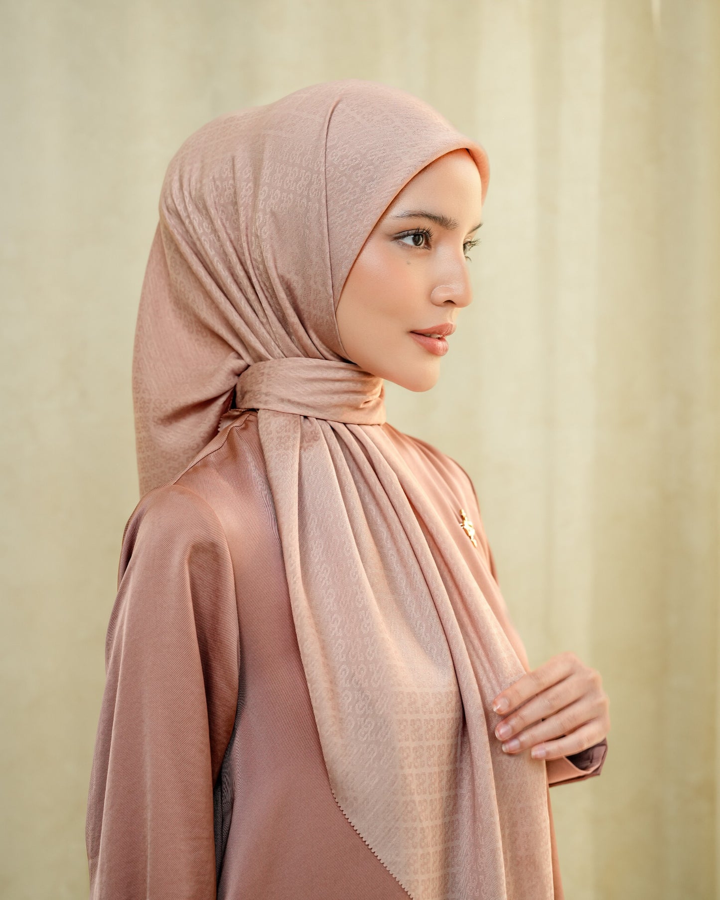 Faiba Emboss Scarf