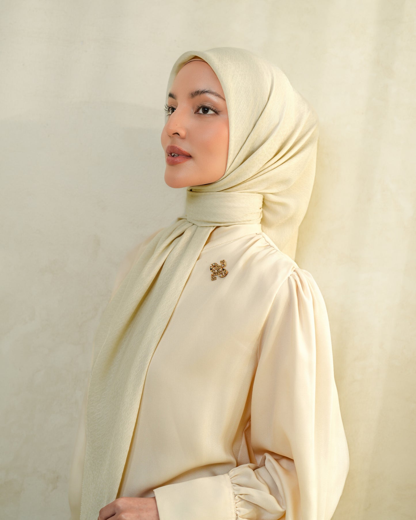 Faiba Emboss Scarf