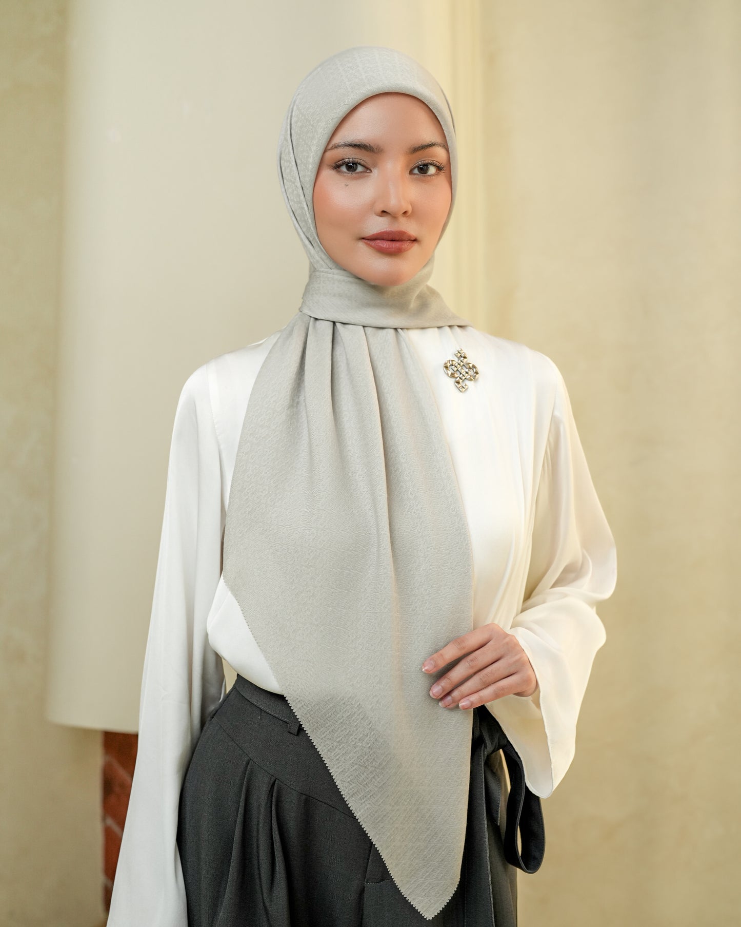 Faiba Emboss Scarf