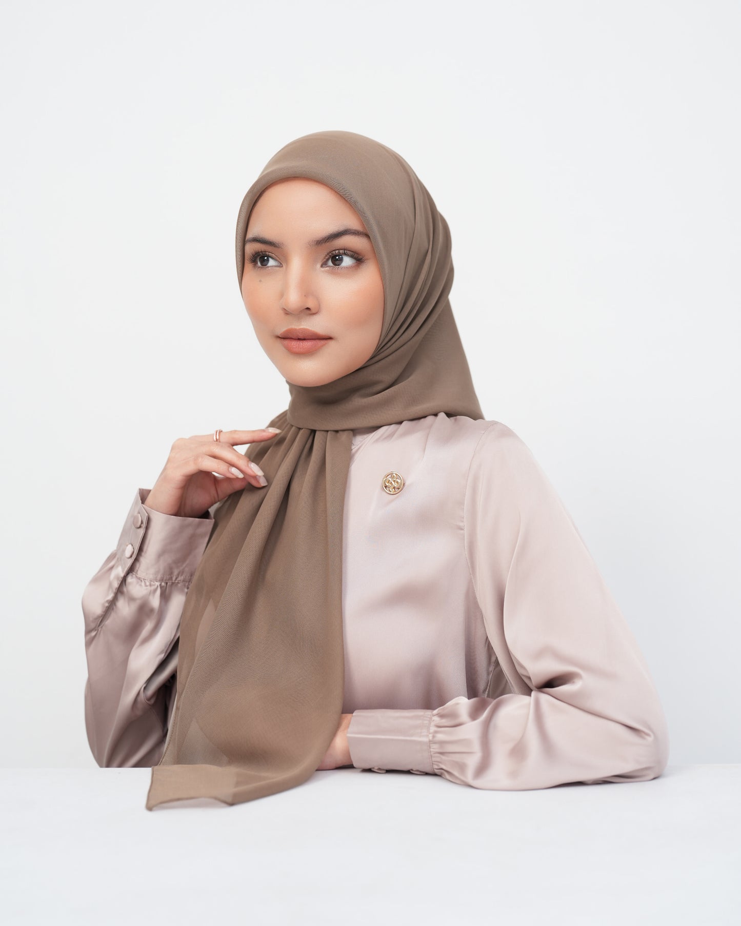 NEW HL Paris Gold Plat