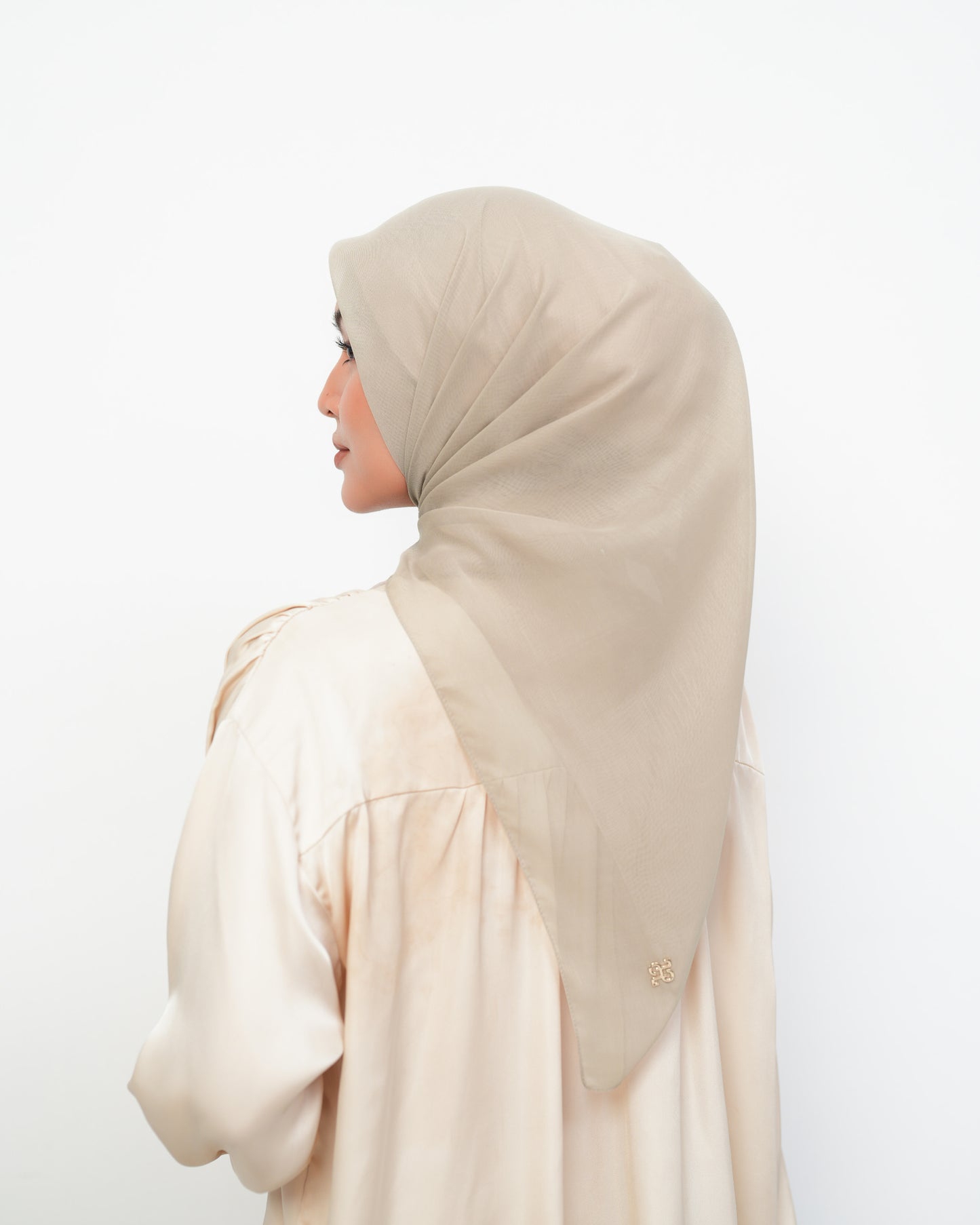 NEW HL Paris Gold Plat