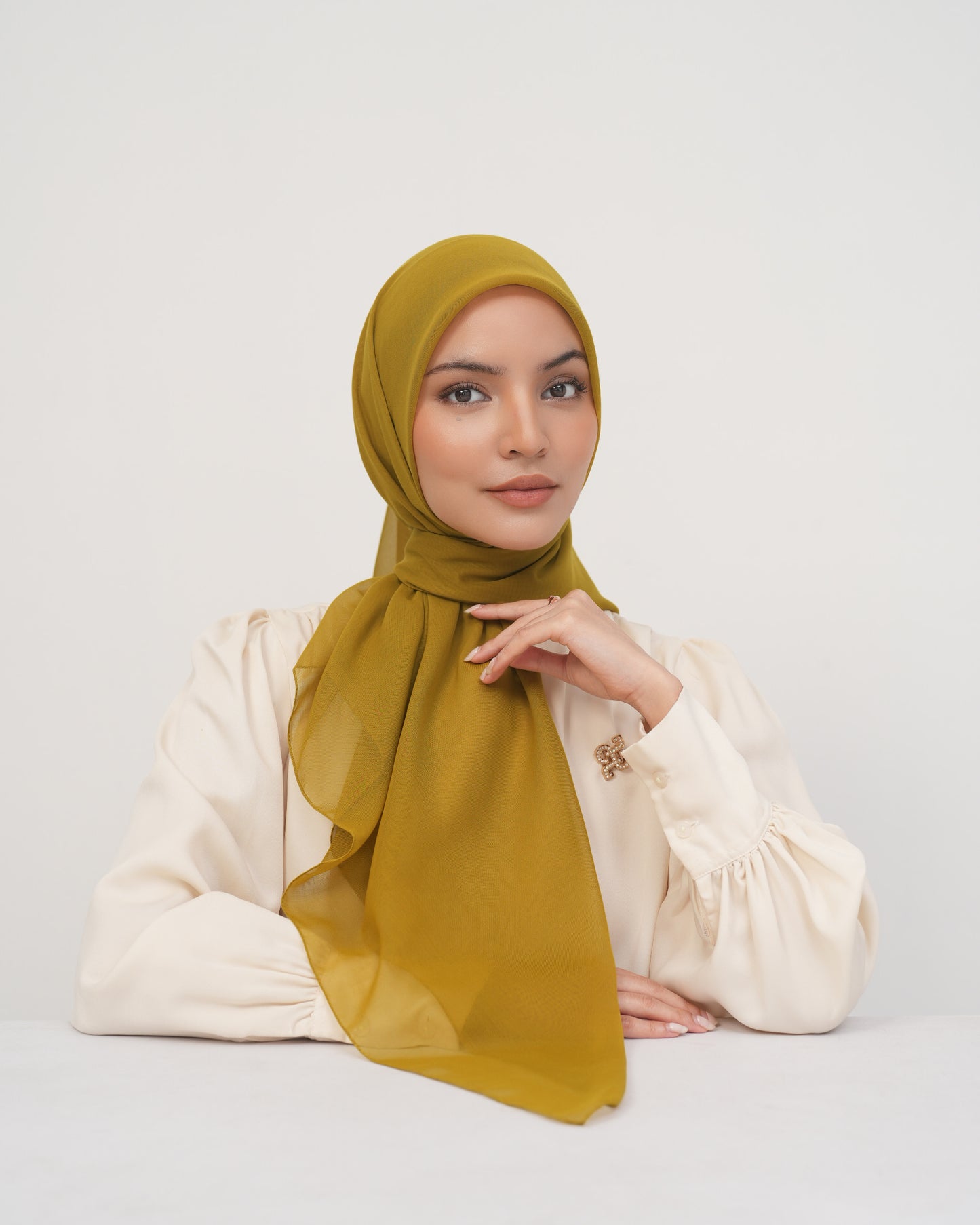 NEW HL Paris Gold Plat