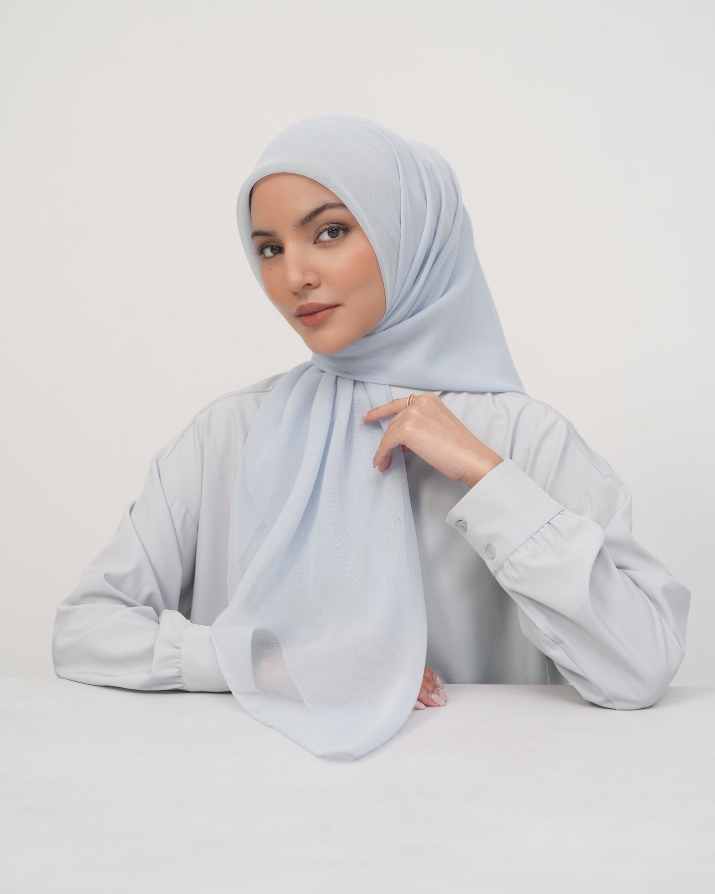 NEW HL Paris Gold Plat