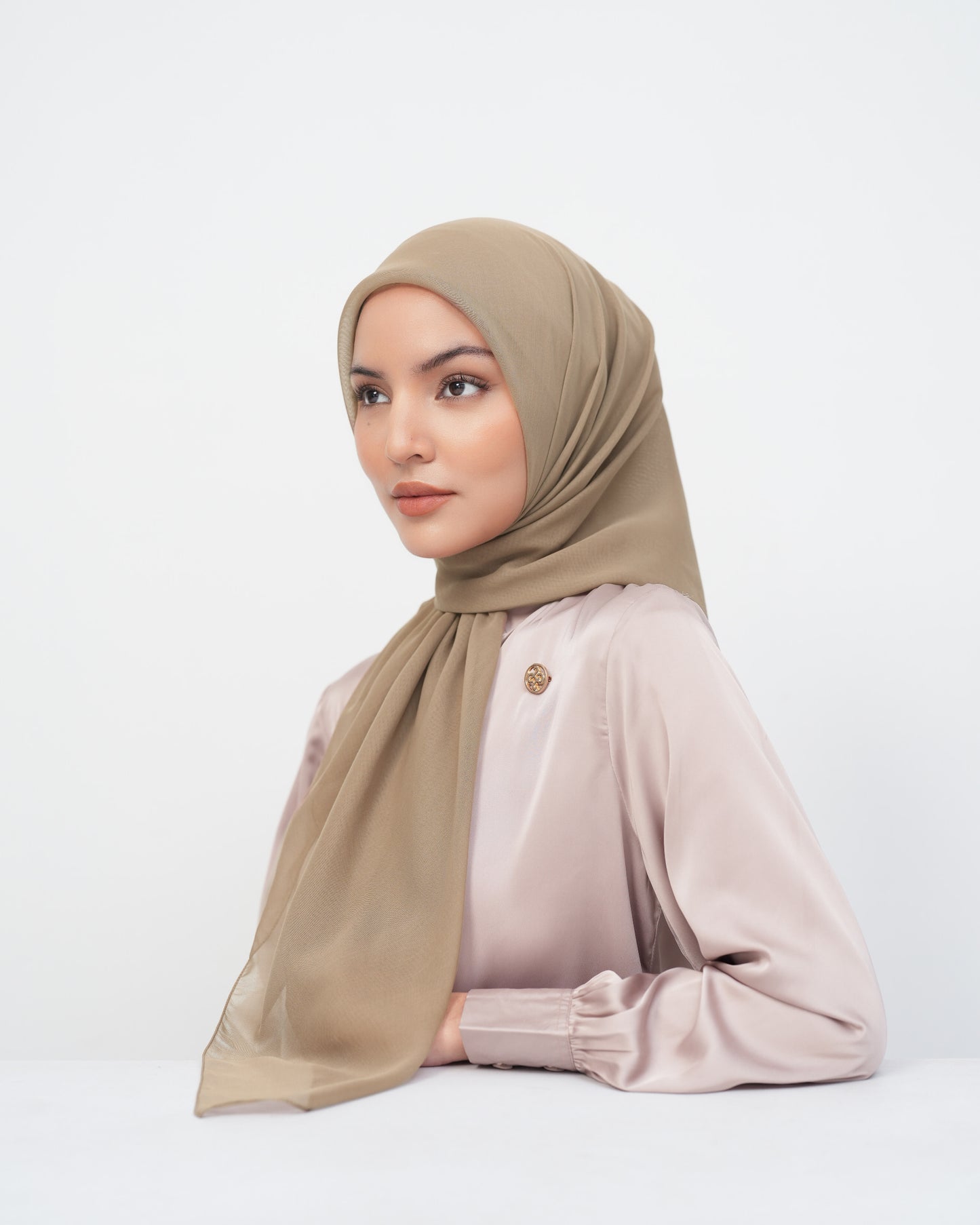 NEW HL Paris Gold Plat