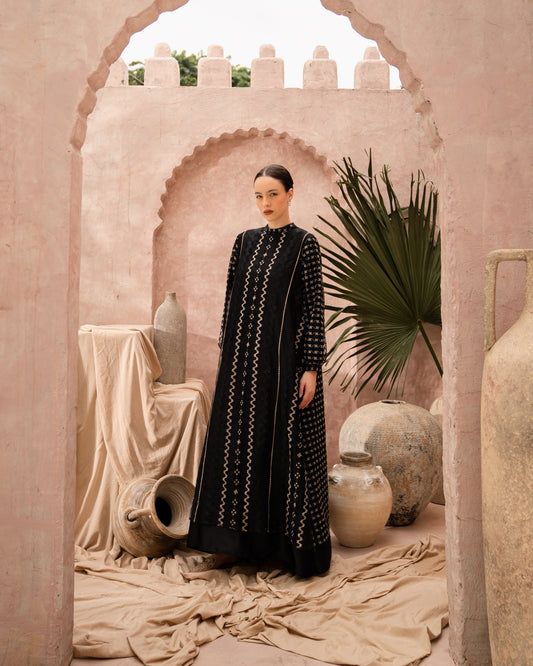 Nura Lace Dress (Minor Product)