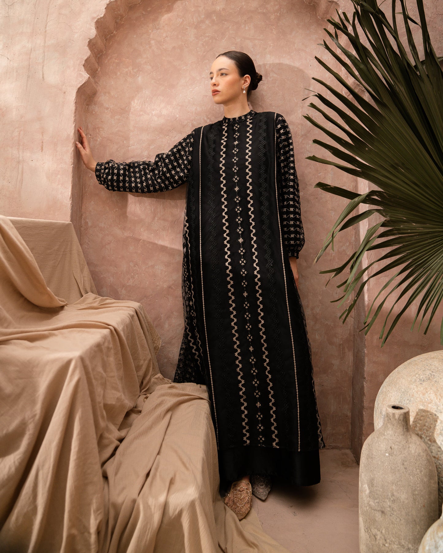 Nura Lace Dress (Minor Product)
