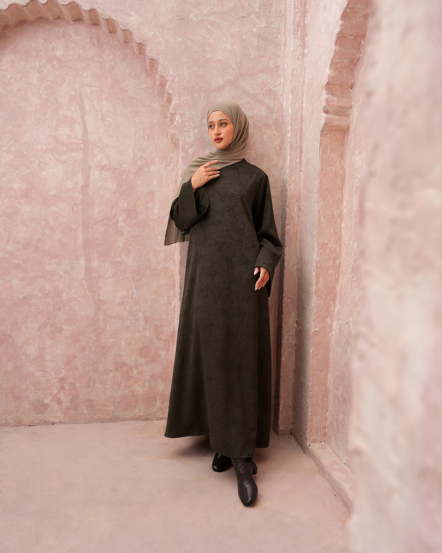 Luma Abaya Dress