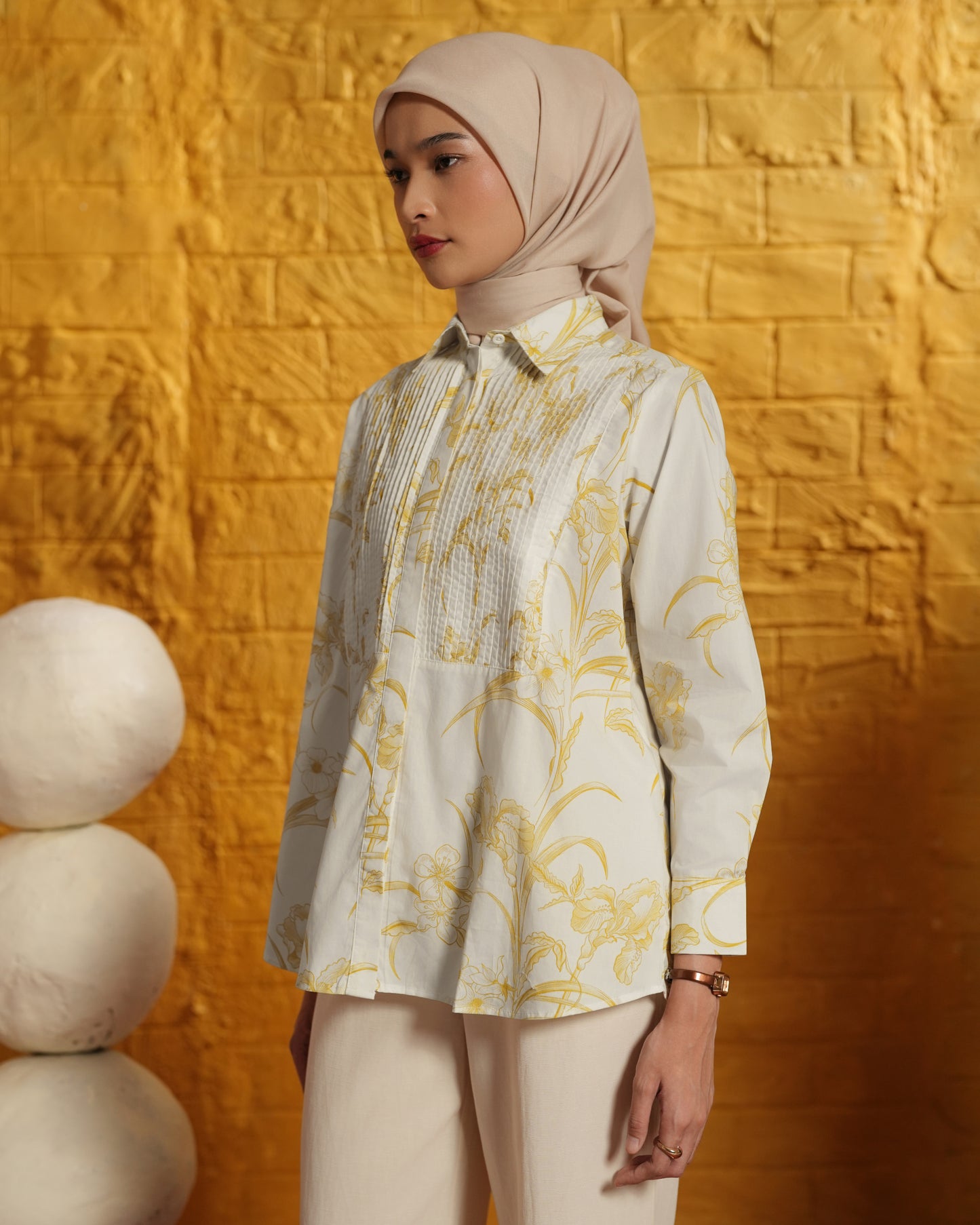 Calla Opnaisel Shirt by HL Lume