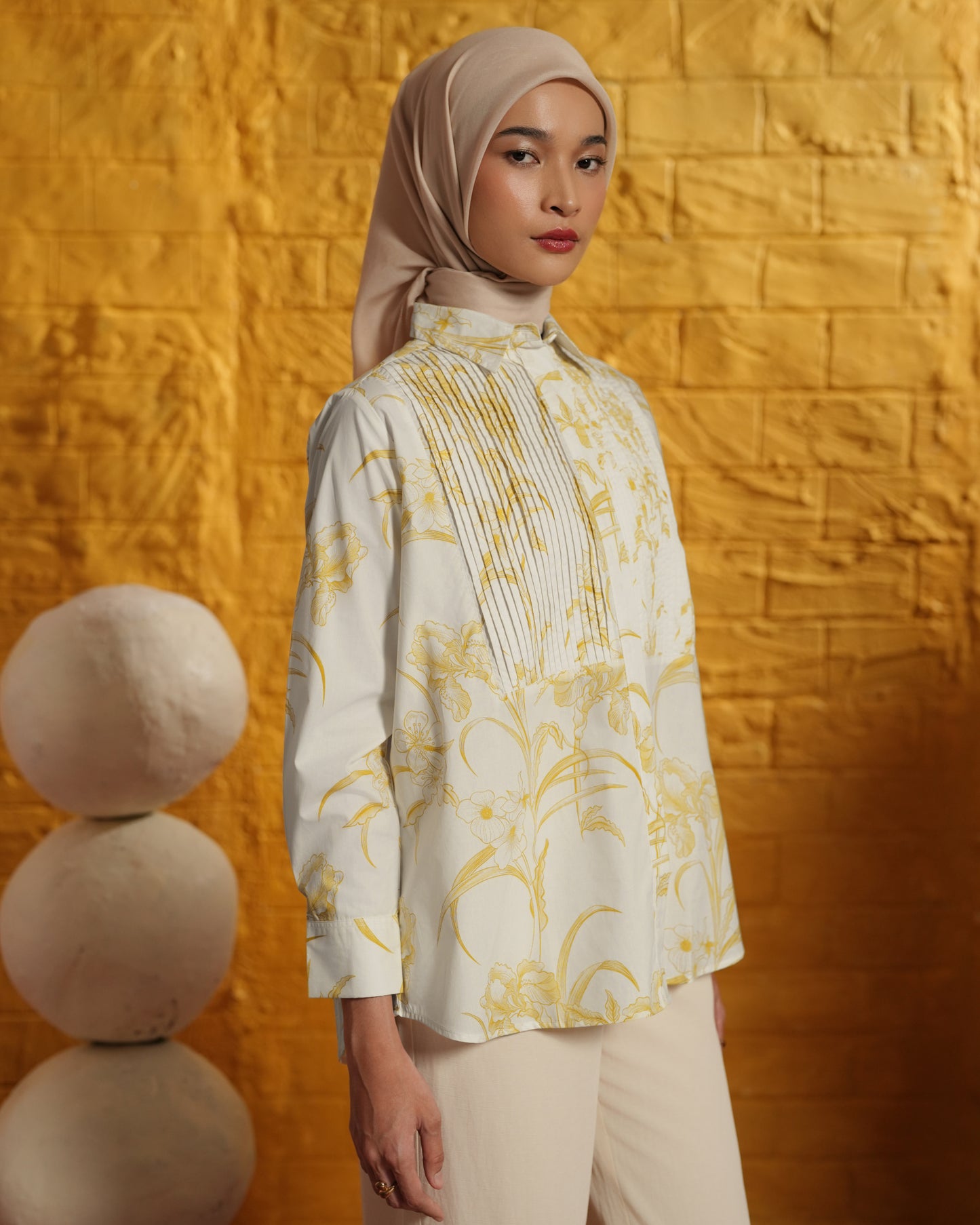 Calla Opnaisel Shirt by HL Lume
