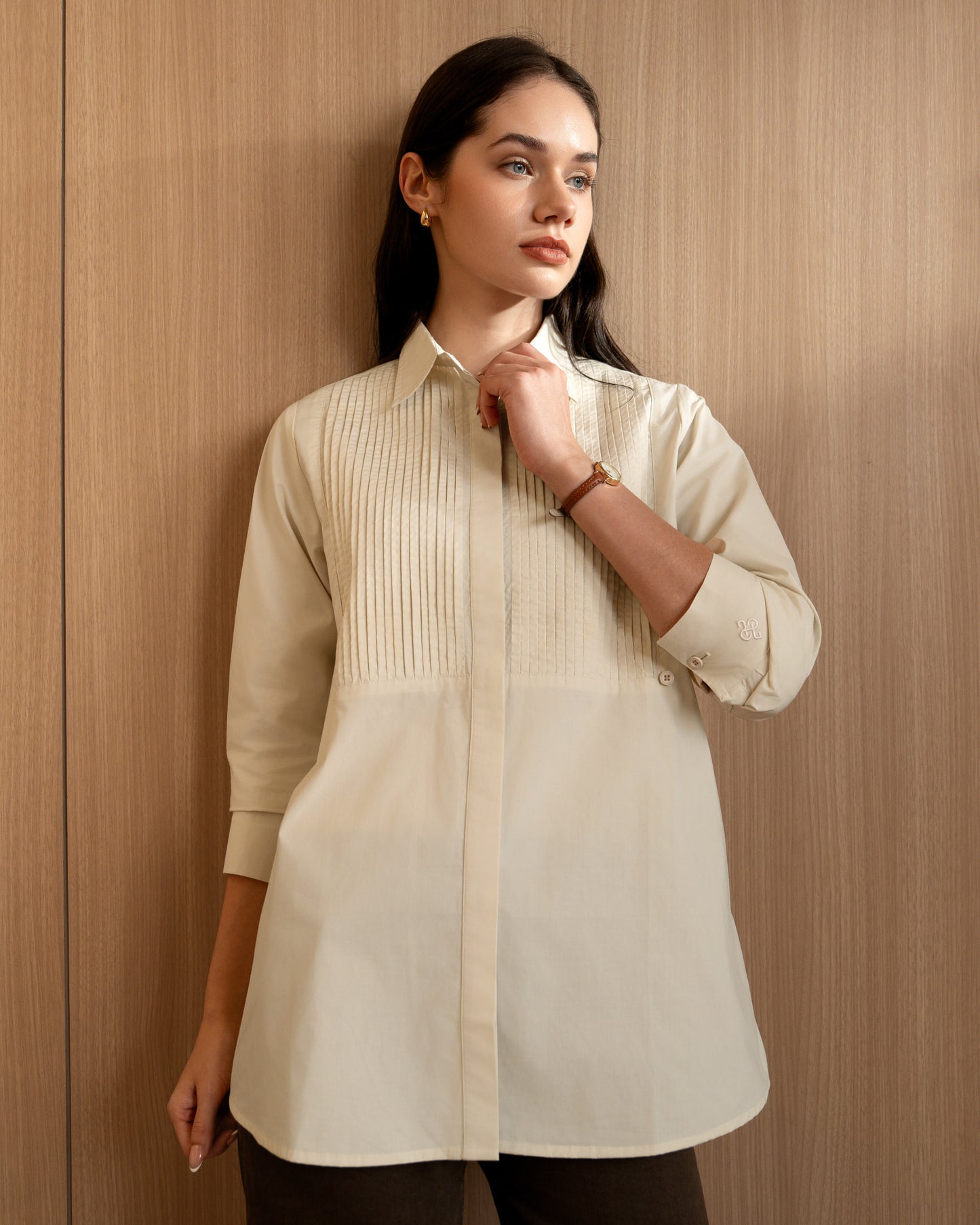 Serena Opnaisel Shirt