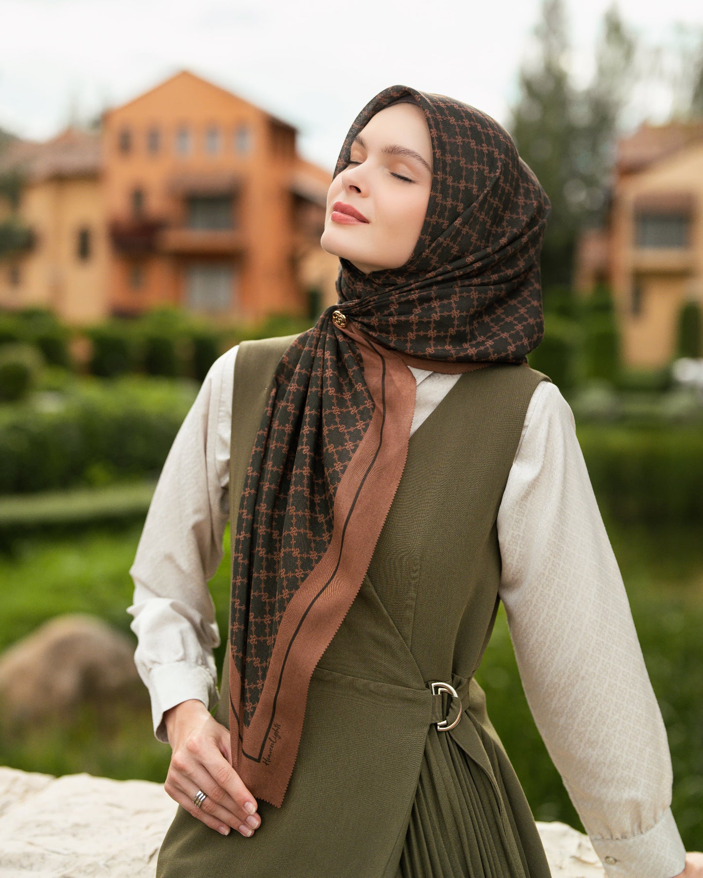 Serenite Scarf