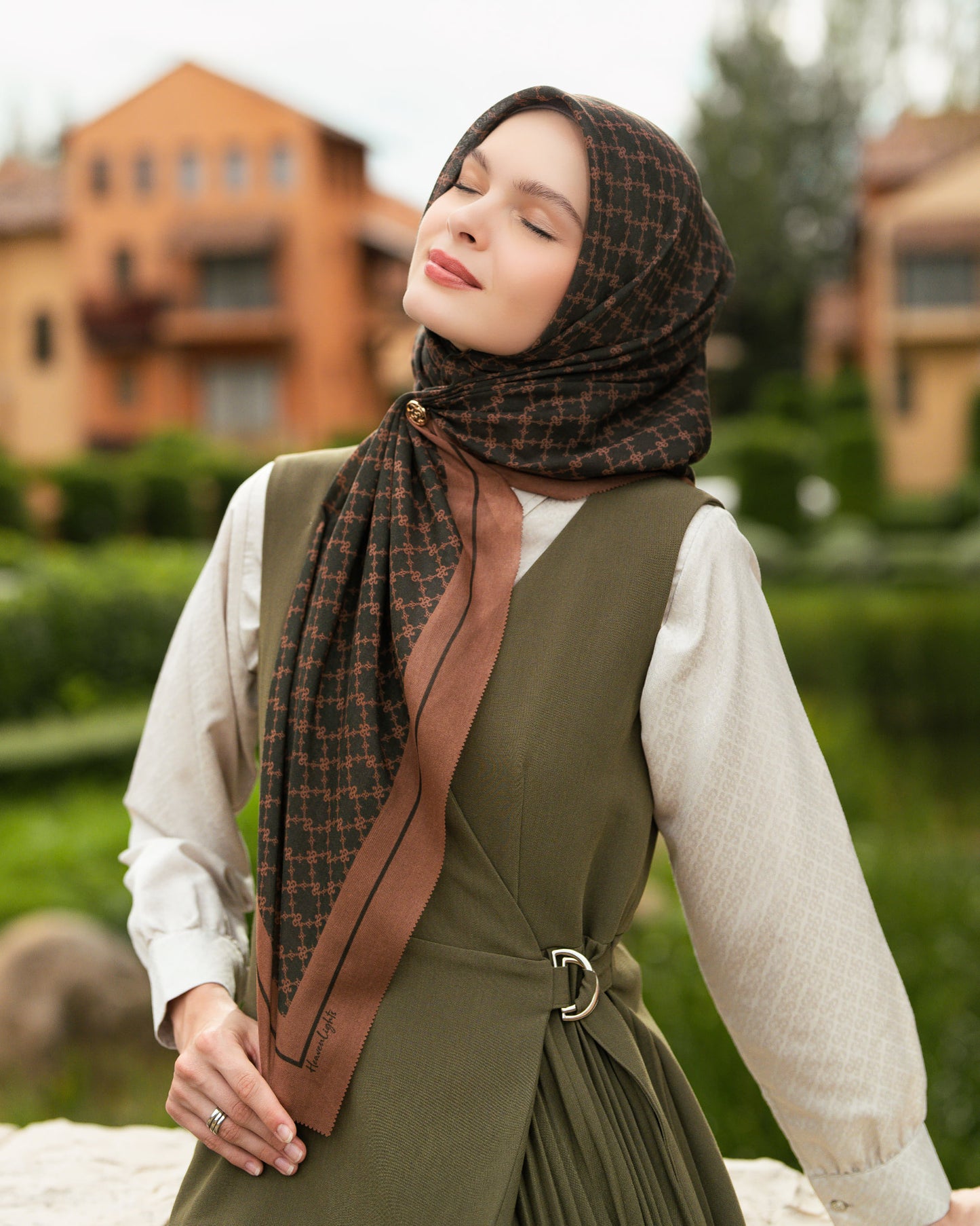 Serenite Scarf