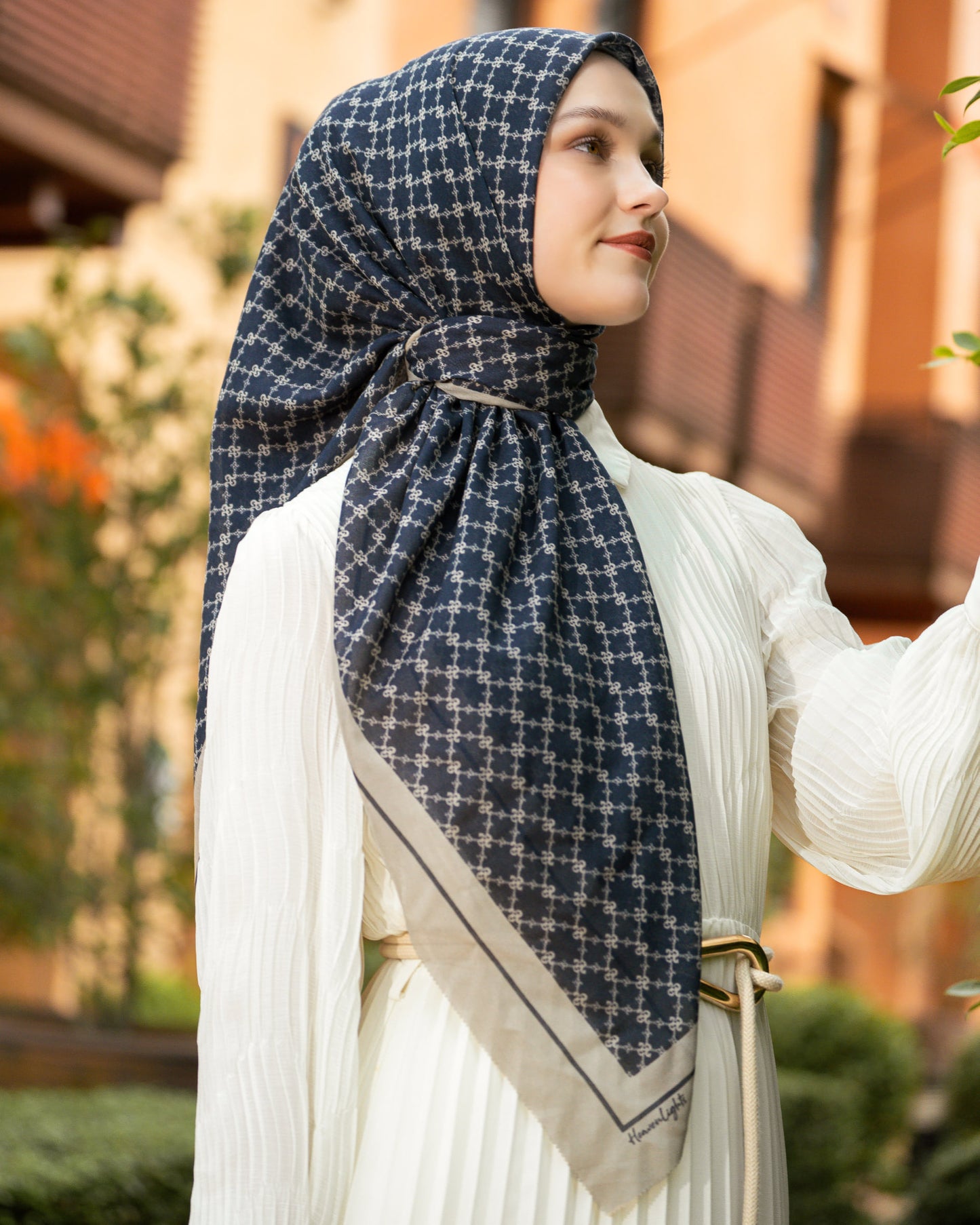 Serenite Scarf