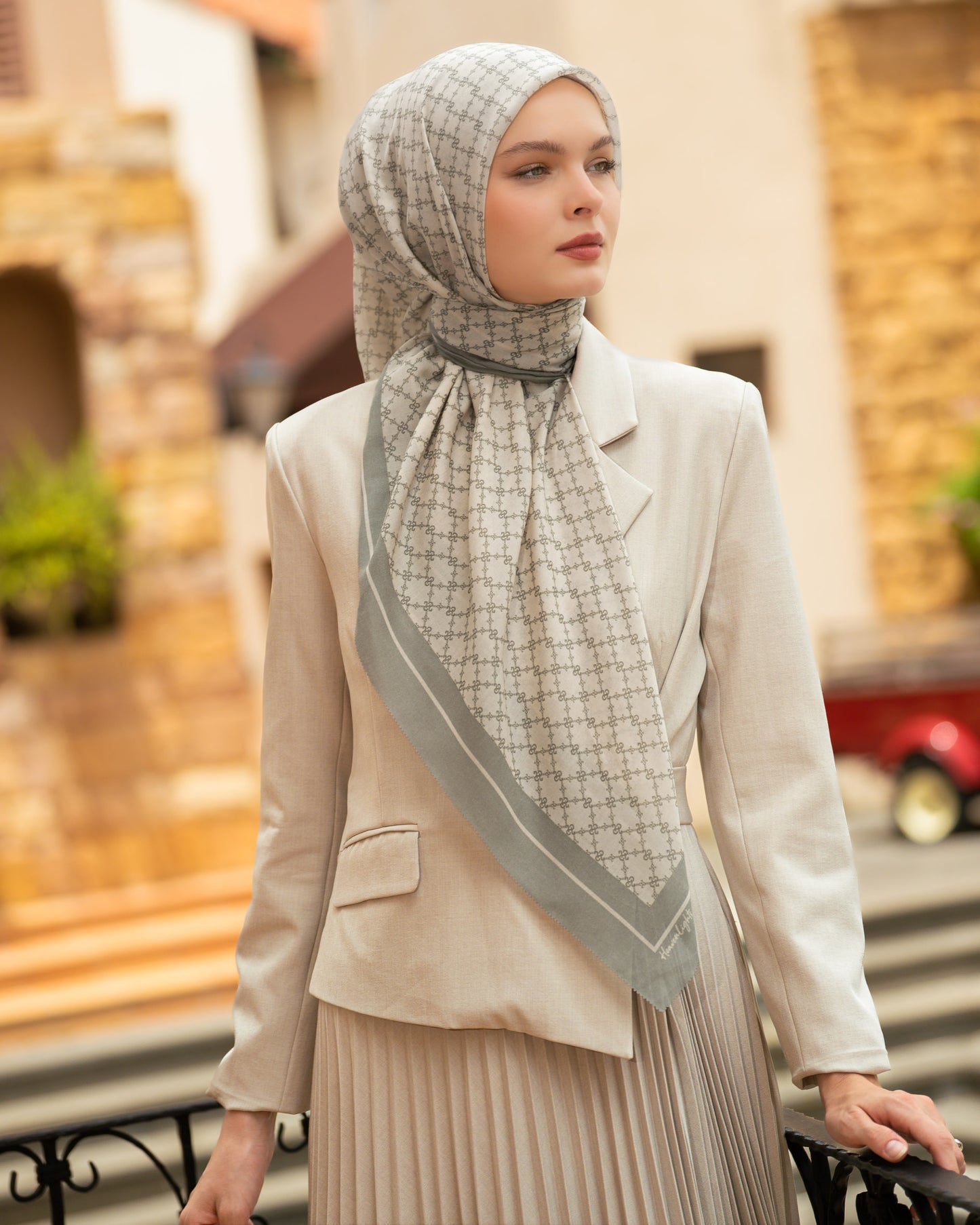 Serenite Scarf