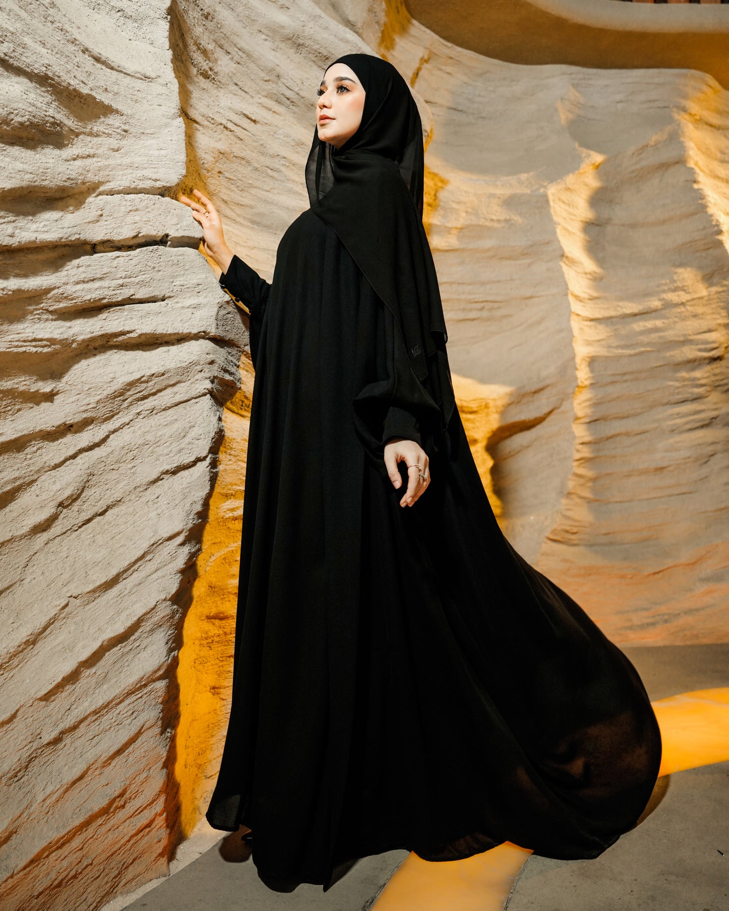 Zahira Abaya