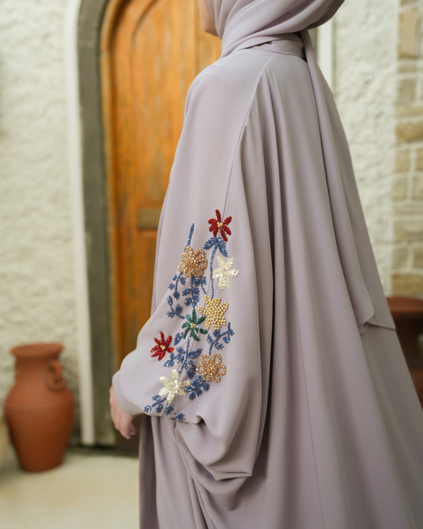 Zahira Abaya With Beads